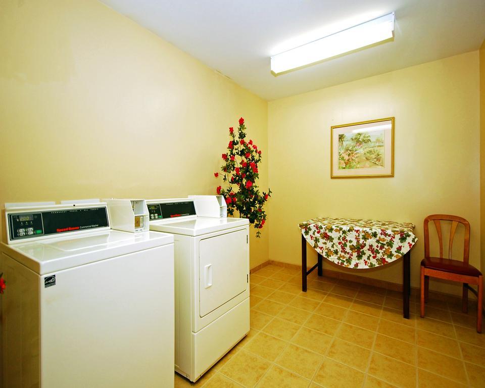 Econo Lodge Amelia Court House Удобства фото