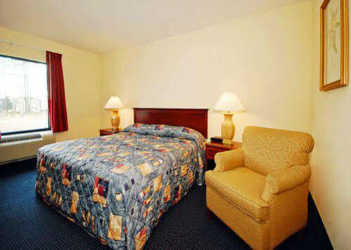 Econo Lodge Amelia Court House Экстерьер фото